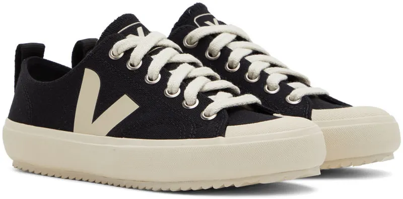 Veja Black & Off-White Canvas Nova (NA0101397)