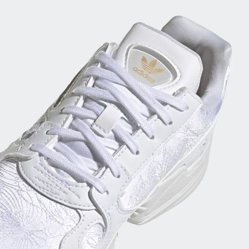 Adidas Falcon ‘White’ Footwear White/Footwear White/Gold Metallic (EG5161)