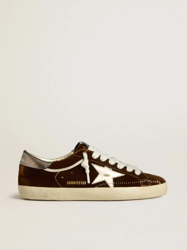 Golden Goose Super-Star In Cognac Velvet With Metallic Leather Star And Heel Tab (GMF01016.F007893.55713)