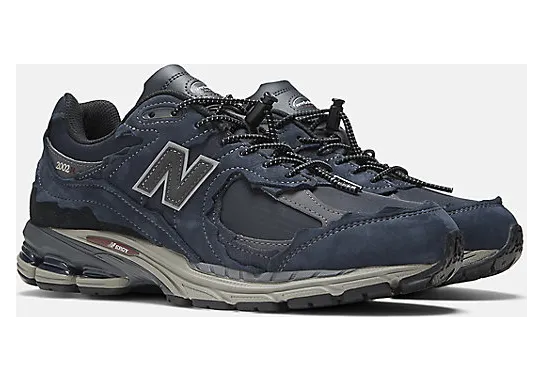 new-balance-2002r M2002RDO