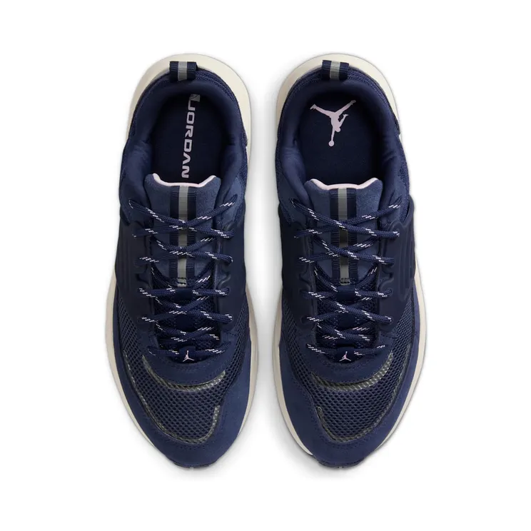 air-jordan-trunner IB3722-400