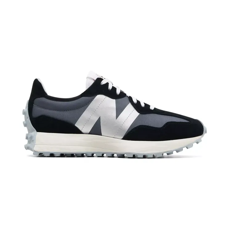 New Balance 327 Black (W)