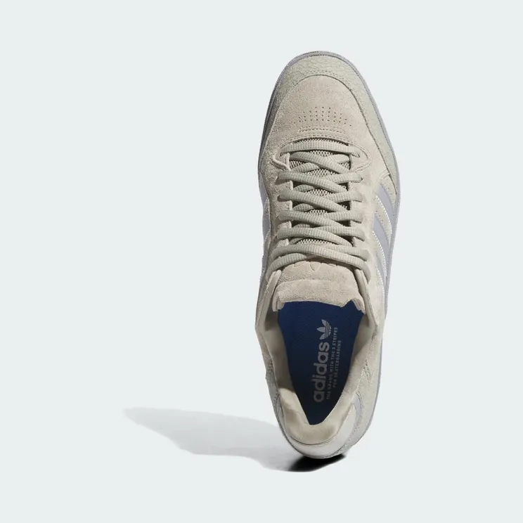 adidas-tyshawn IF4623