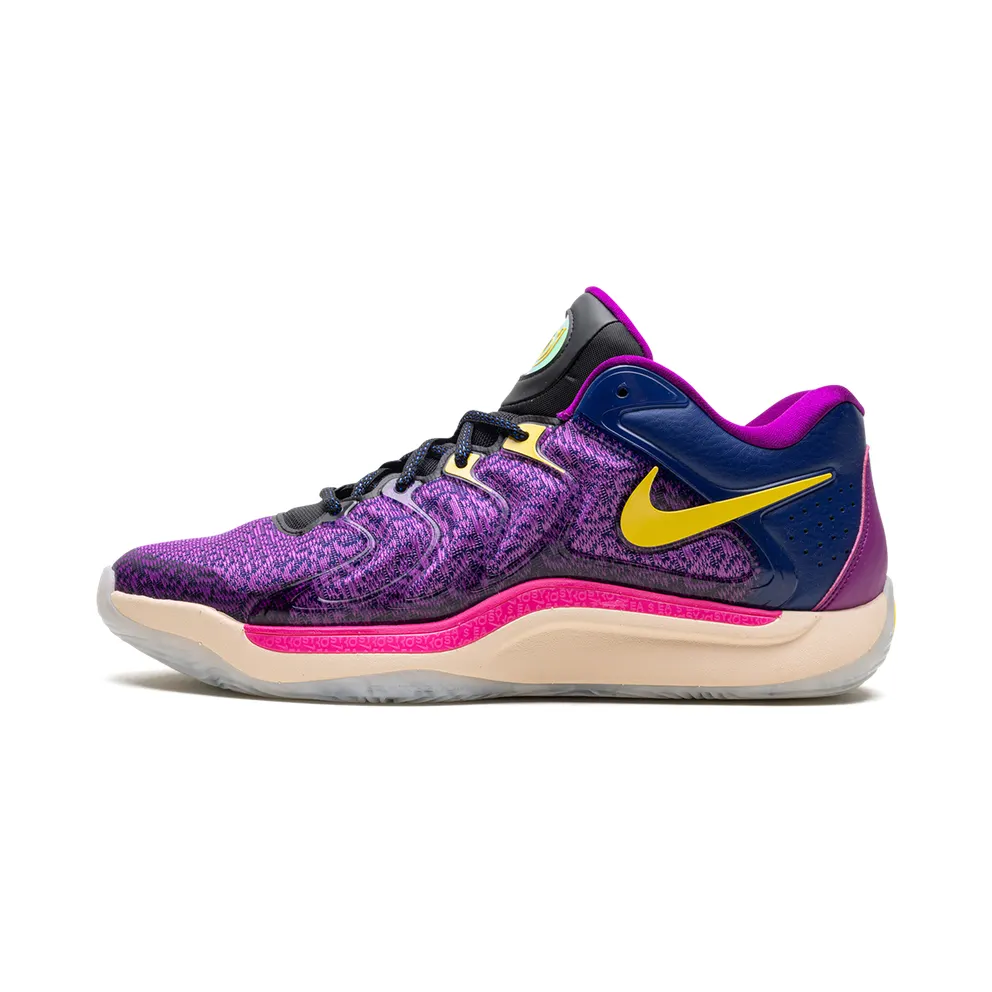 Nike KD 17 “Travel Ball” (FJ9487-400)