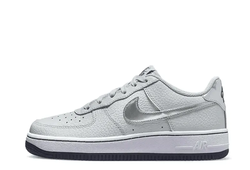 Nike Air Force 1 Older Kids’ Grey (CT3839-004)