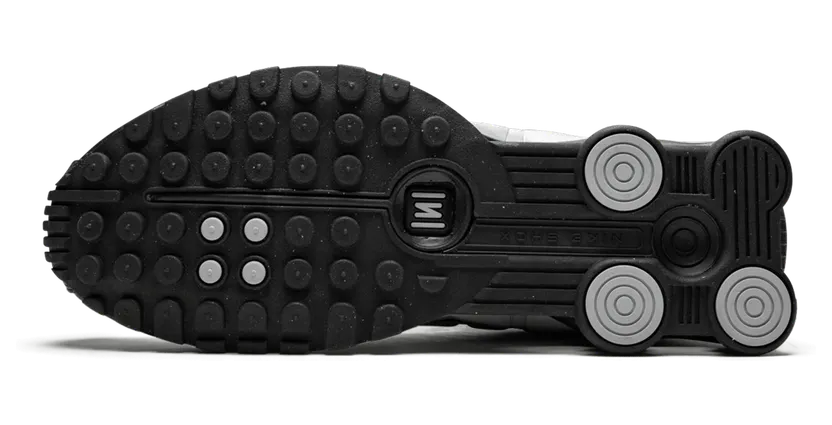 nike-shox 104265-045