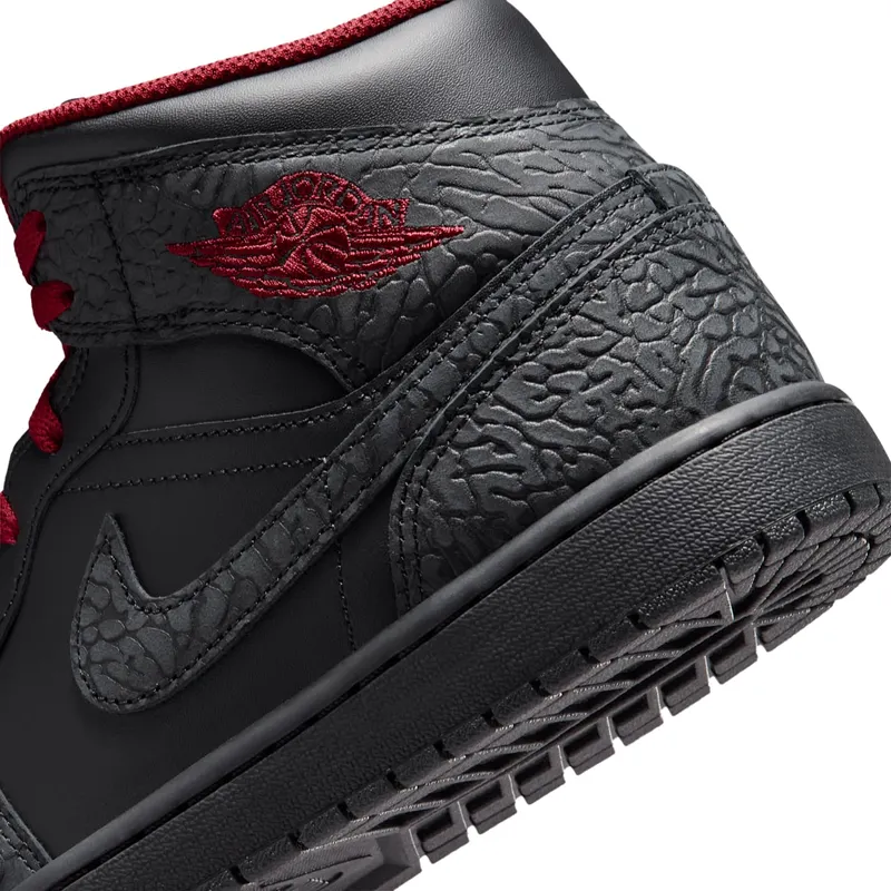 Air Jordan 1 Mid SE “Hellfire” (IX3527-010)
