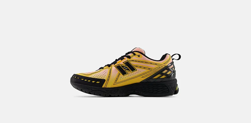 New Balance 1906E “Amber Haze Black” (U1906596)