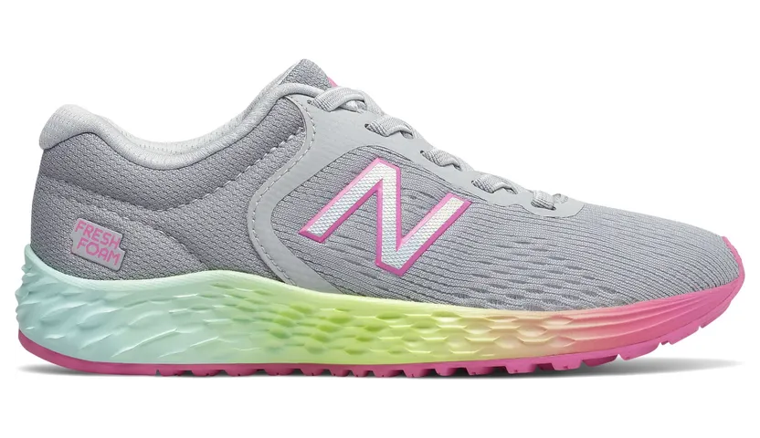 new-balance-sneaker YAARIFL2