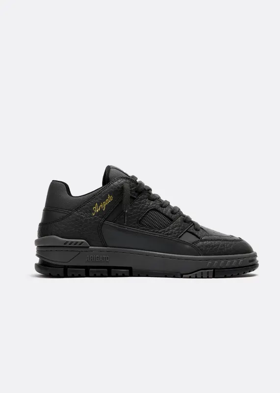 Axel Arigato Area Lo Sneaker “Black,Black” (F1699002)