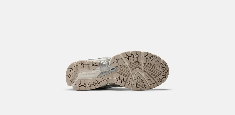 New Balance M1906REE (silver metallic) – M1906REE