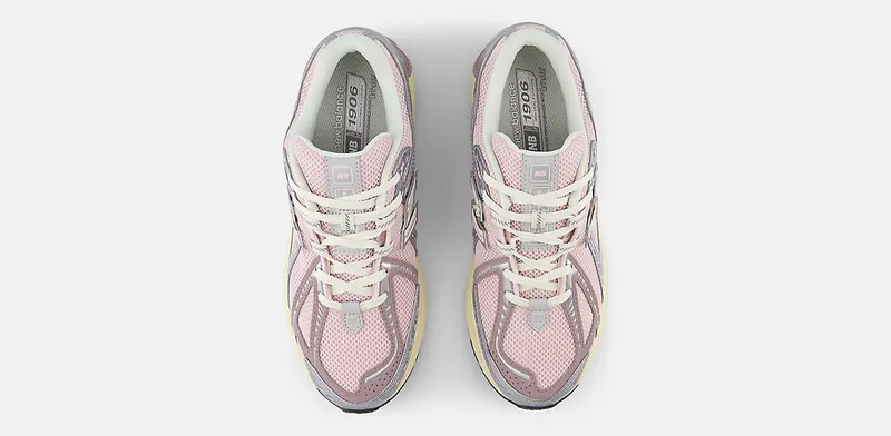 New Balance 1906R “Rose Sugar Silver” (U1906RNF)