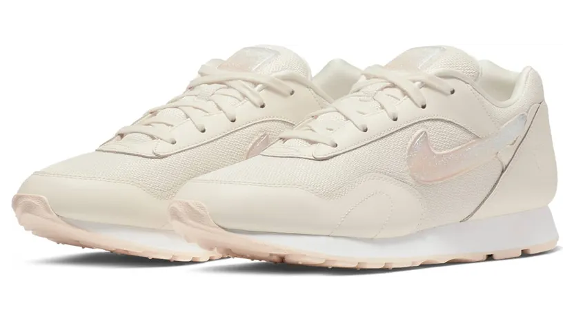 nike-outburst AQ0086-100