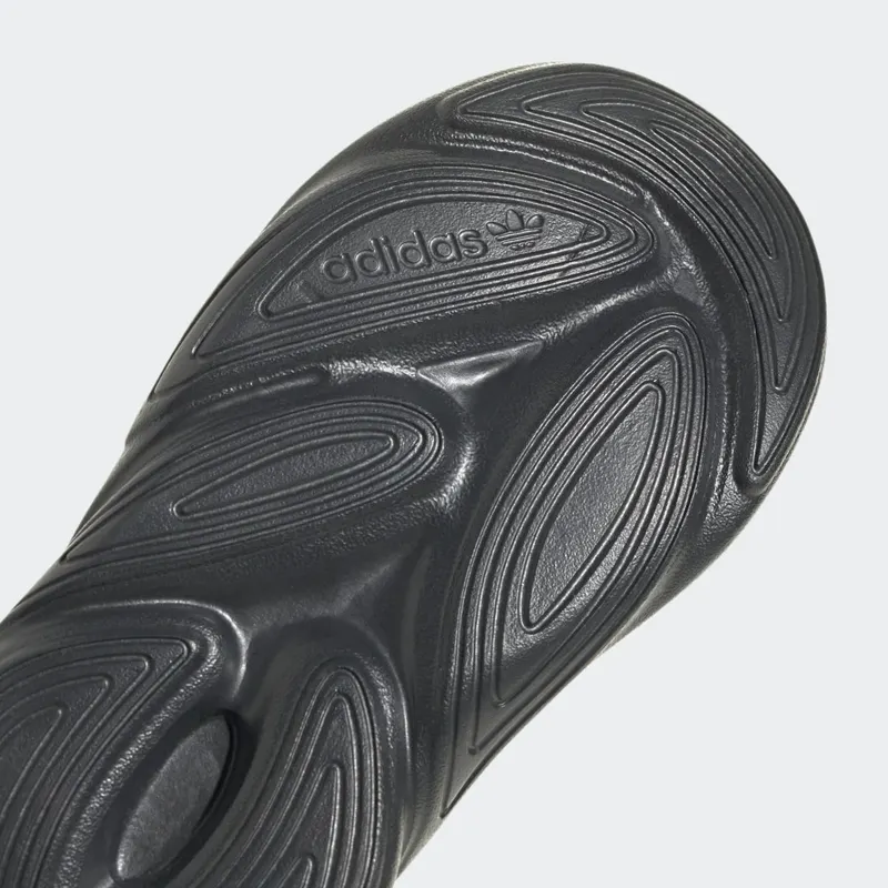 Adidas OZELIA Carbon / Carbon / Core Black (GW7214)