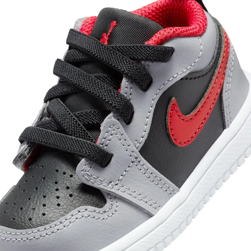air-jordan-1 DR9747-060