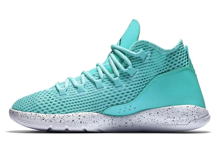 jordan-reveal 834064-303