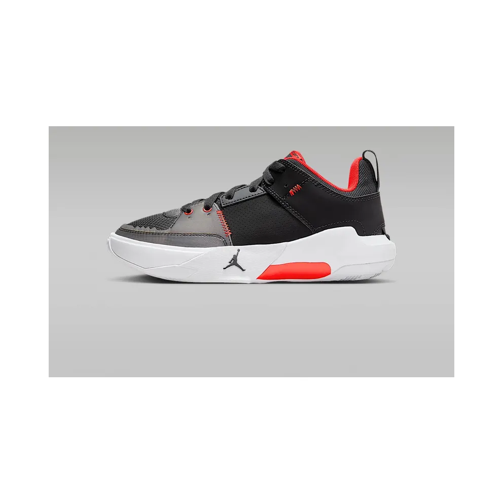 Jordan One Take 5 GS “Black / White / Anthracite / Habanero Red” (FD2338-006)