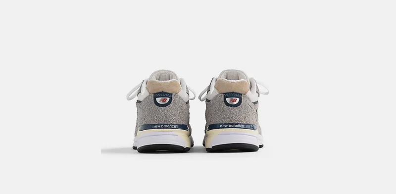 New Balance 990v4 “Made in USA – Grey/Navy” (U990TA4)