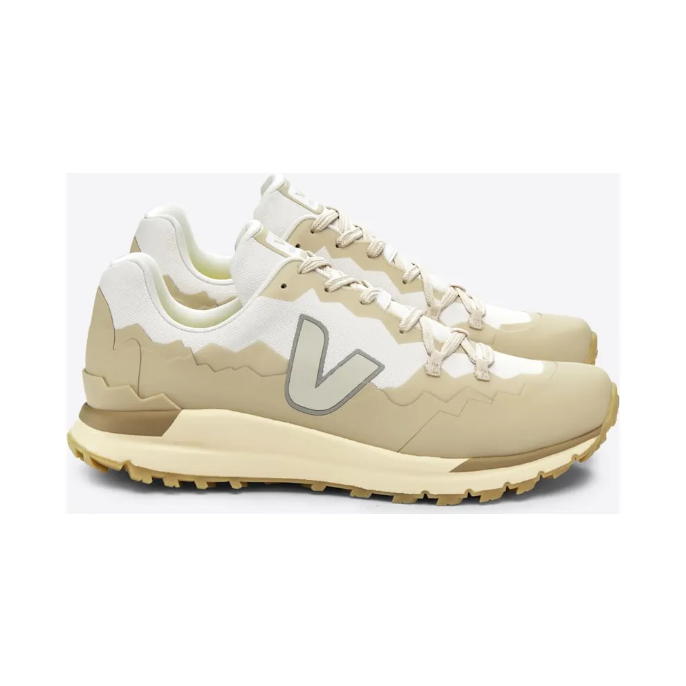 Veja Fitz Roy WMN Gravel / Pierre / Almond (FR2303371A)