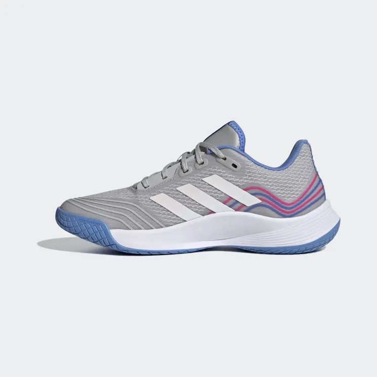 adidas-novaflight HQ3515