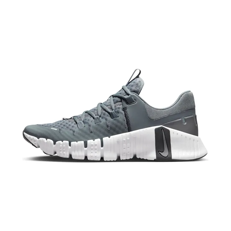 Nike Free Metcon 5 “Smoke Grey / Iron Grey / Black” (DV3949-003)