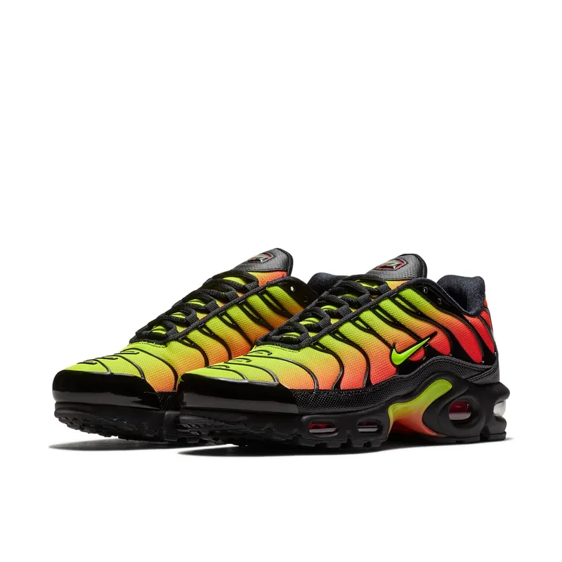 Nike Air Max Plus Black Volt Solar Red (W) Black/Volt-Solar Red (AQ9979-001)
