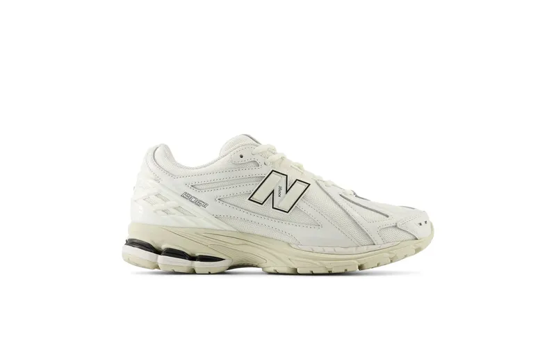 New Balance 1906R White Black (M1906RWW)