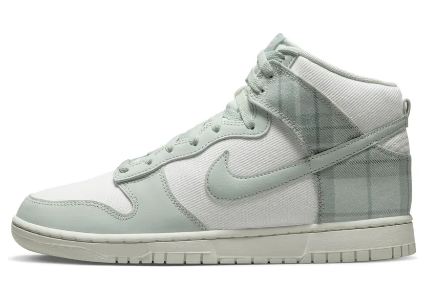 Nike Dunk High “Plaid – Summit White” (DV0826-100)