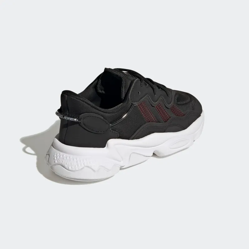 Adidas OZWEEGO Core Black / Core Black / Cloud White (GV8894)