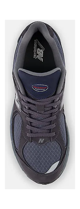 new-balance-2002r M2002RLG