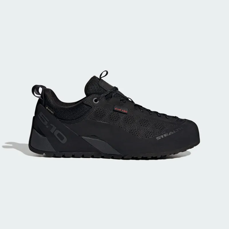 Adidas GUIDE TENNIE PRO GTX Core Black / Carbon / Core Black (JP8633)