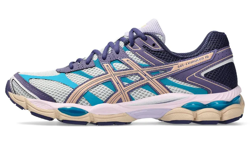 Asics GEL-Cumulus 16 “Cloud Grey / Bisque” (1203A763-020)