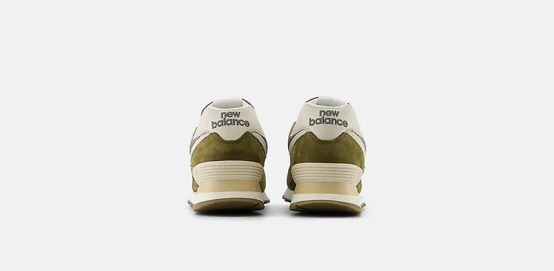 New Balance 574 “Calcium Dark Silver Metallic” (U5742RG)