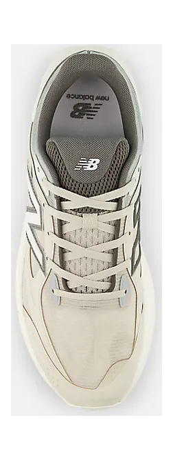 new-balance-sneaker UTRN8ZC