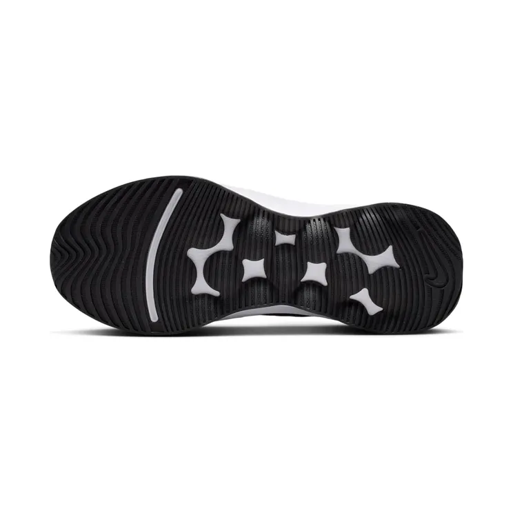 nike-motiva II7278-001