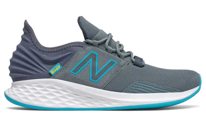 new-balance-sneaker MROAVCO