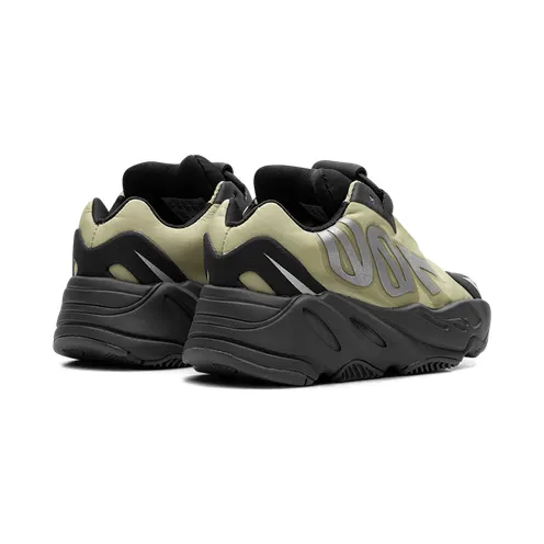 adidas-yeezy-boost-700 GY4812