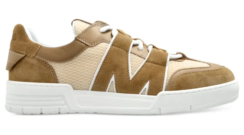 Moschino Mesh sneakers met logo-reliëf – Beige (MB15224G0NGH3)