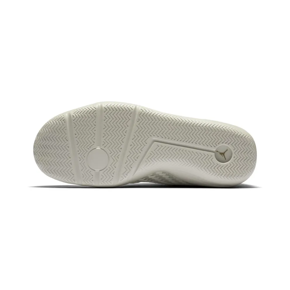 Jordan Air Eclipse Chukka Light Bone/Golden Beige-Black Light Bone/Golden Beige-Black (881453-015)
