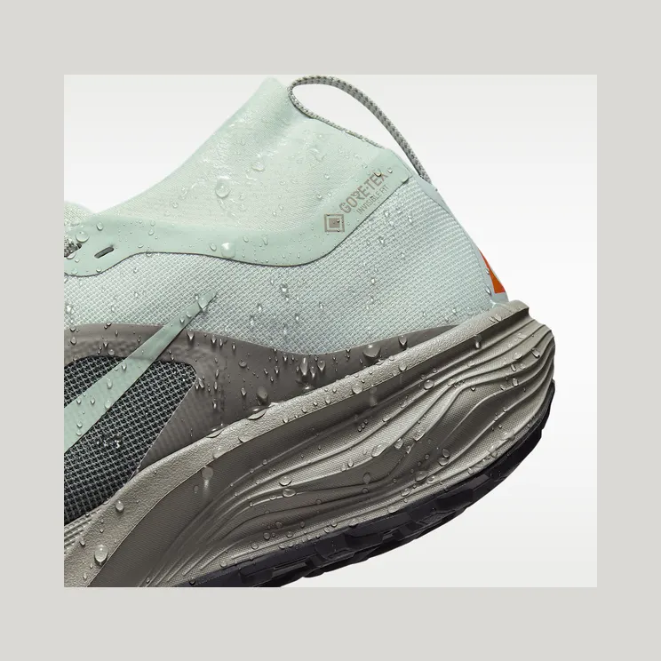nike-air-pegasus IQ1084003