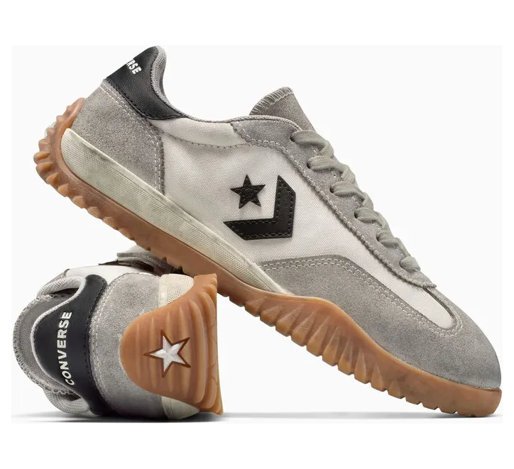 converse-sneaker A17733C