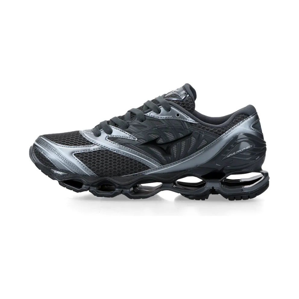 Mizuno Wave Prophecy LS “anodized” (black sand / black / metallic gey) – D1GA251103
