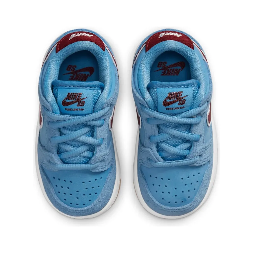 Nike SB Dunk Low Philadelphia Phillies (DN3673-400)