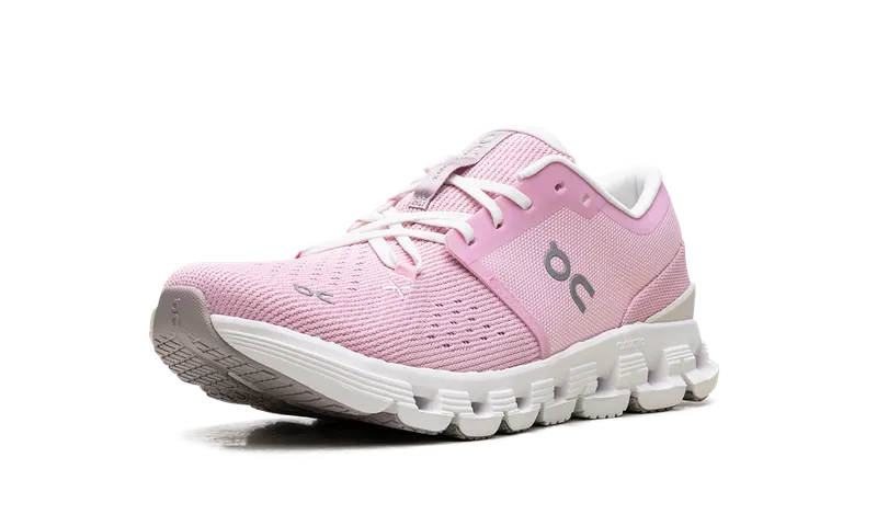 On Running Cloud X 4 “Petal Sand” (3WE30073561)