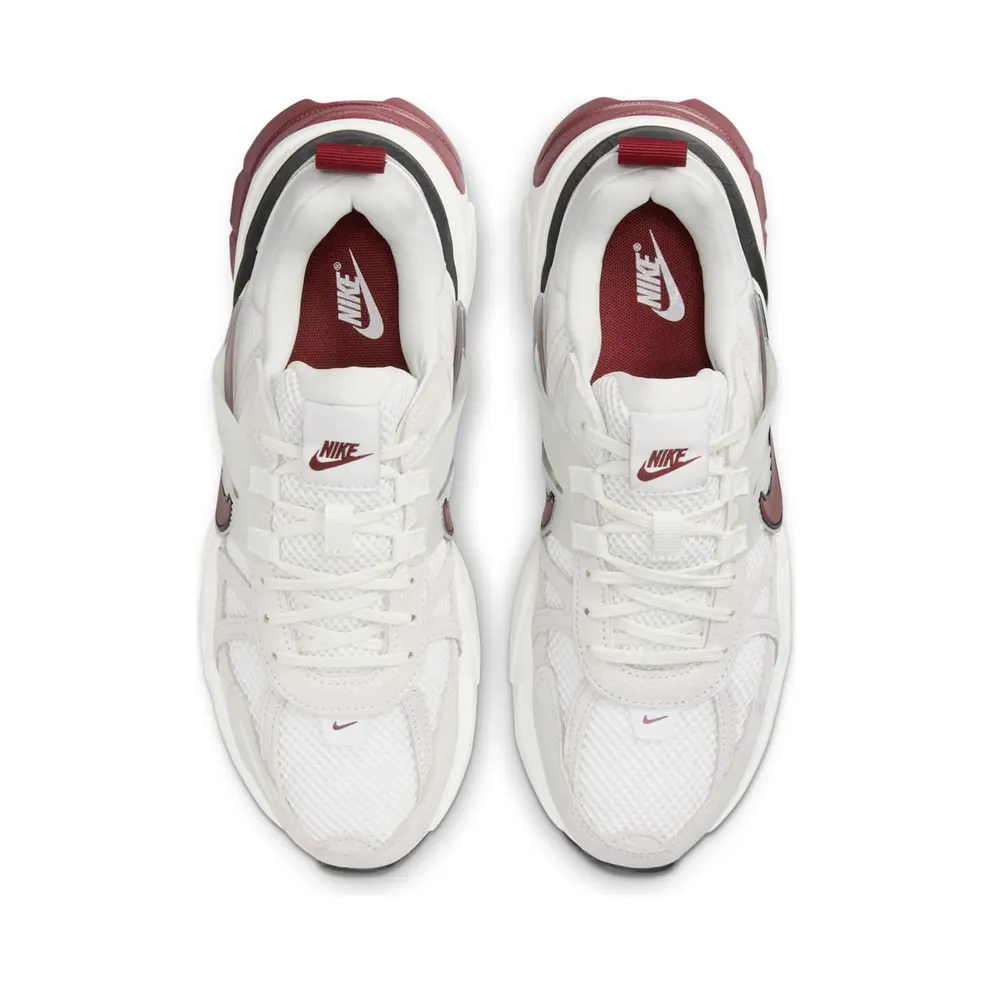 Nike V2K Run SE “White Team Red” (HQ3500-100)