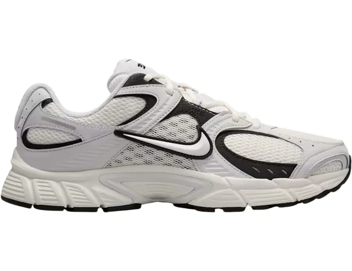 Nike V5 RNR Sail / Black / Vast Grey / Sail