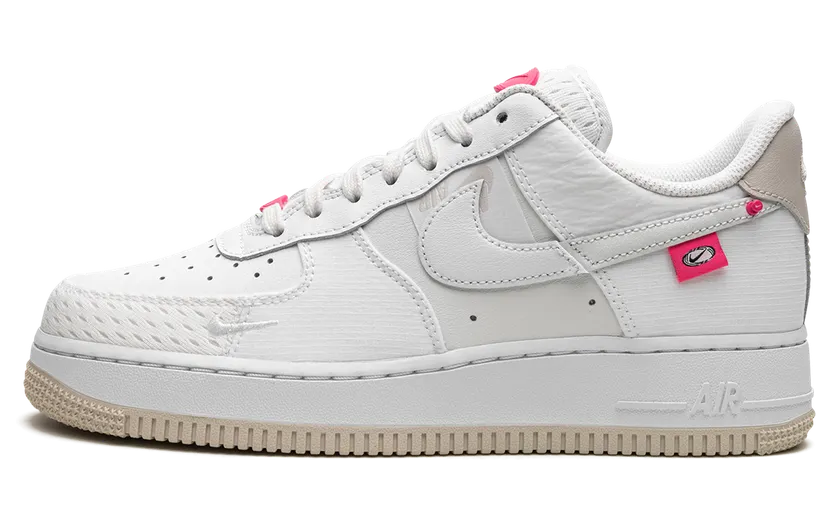 Nike AIR FORCE 1 ’07 LX MNS “Pink Bling” (DX6061-111)
