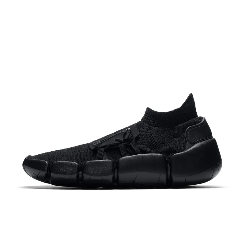 Nike Footscape Flyknit DM Triple Black Black/Black-Black (AO2611-003)