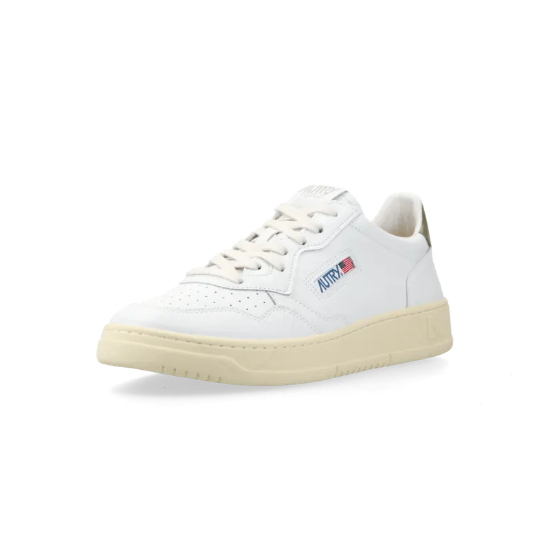 Autry Medalist Low (White / Brown) – AULMLL77