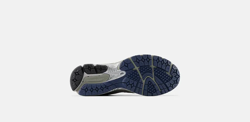 New Balance 2002R Gore-Tex Castlerock (M2002RXC)